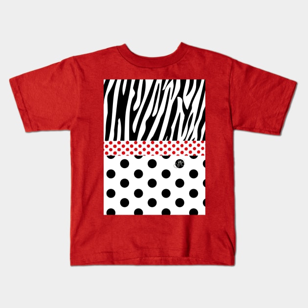 Safari Kids T-Shirt by LibrosBOOKtique